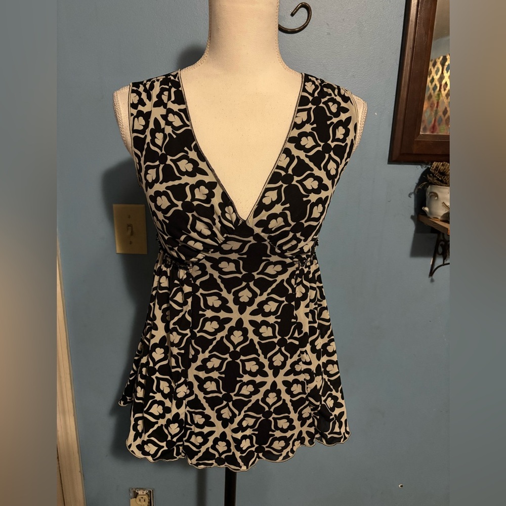 Vintage Y2K, Max Studio, Black & White, V-Neck, Tank Top